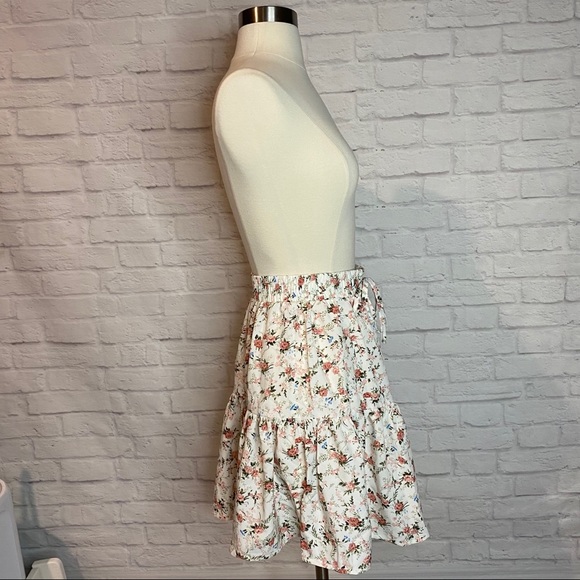 NEW Floral Skirt - Picture 7 of 14